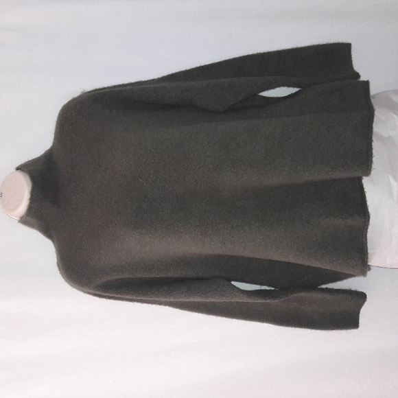 French Connection Sweater Size L Oversized Green All In One Sleeve - Picture 1 of 7